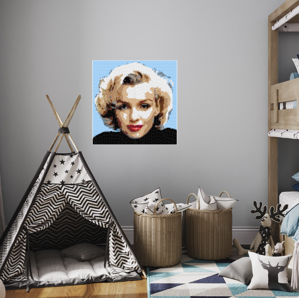 Marilyn in Blue