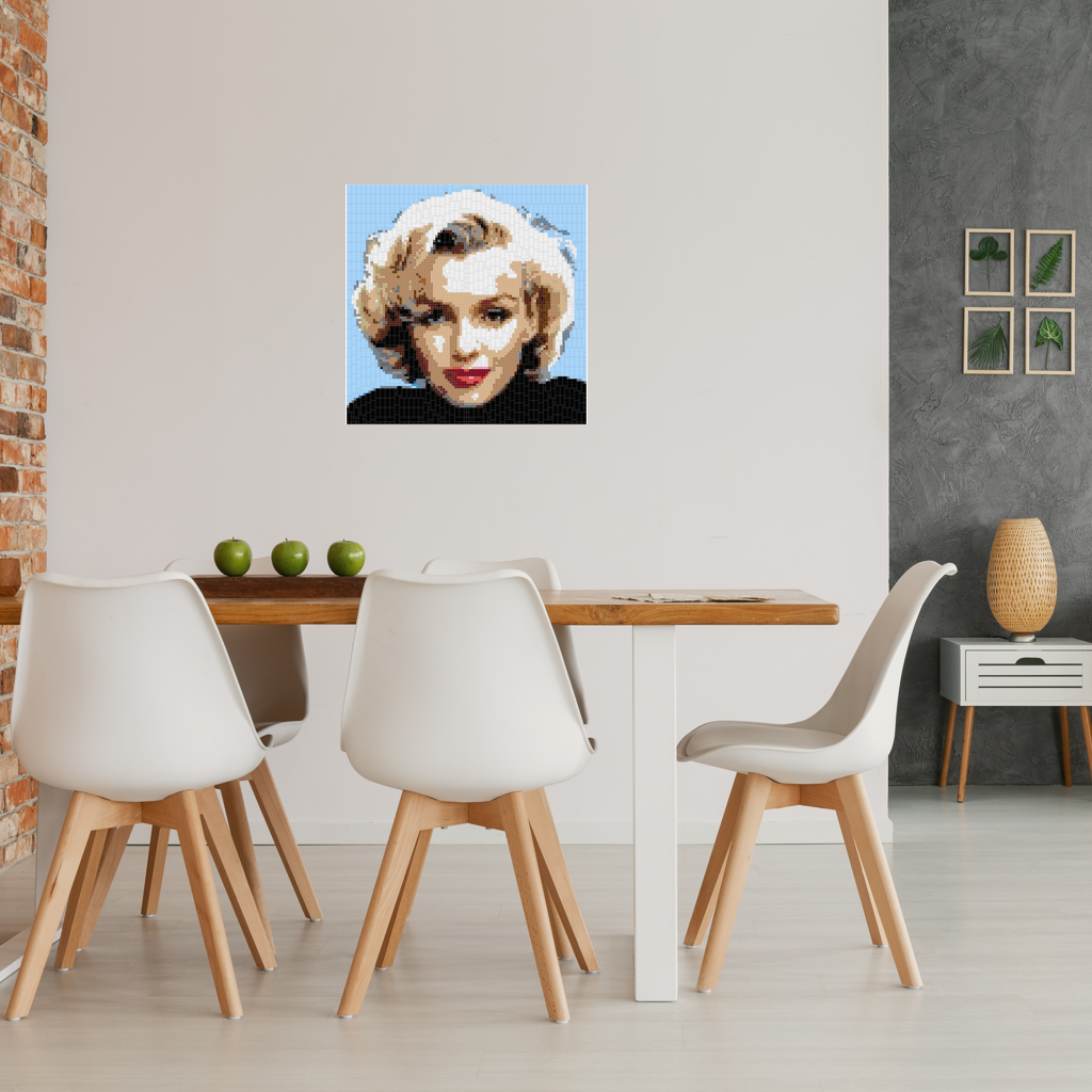 Marilyn in Blue