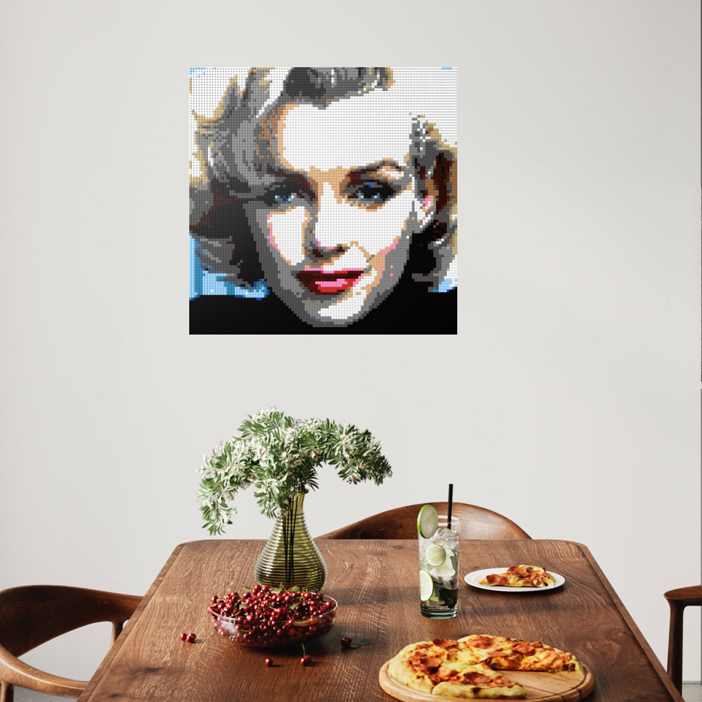 Marilyn Even Smallestesttest